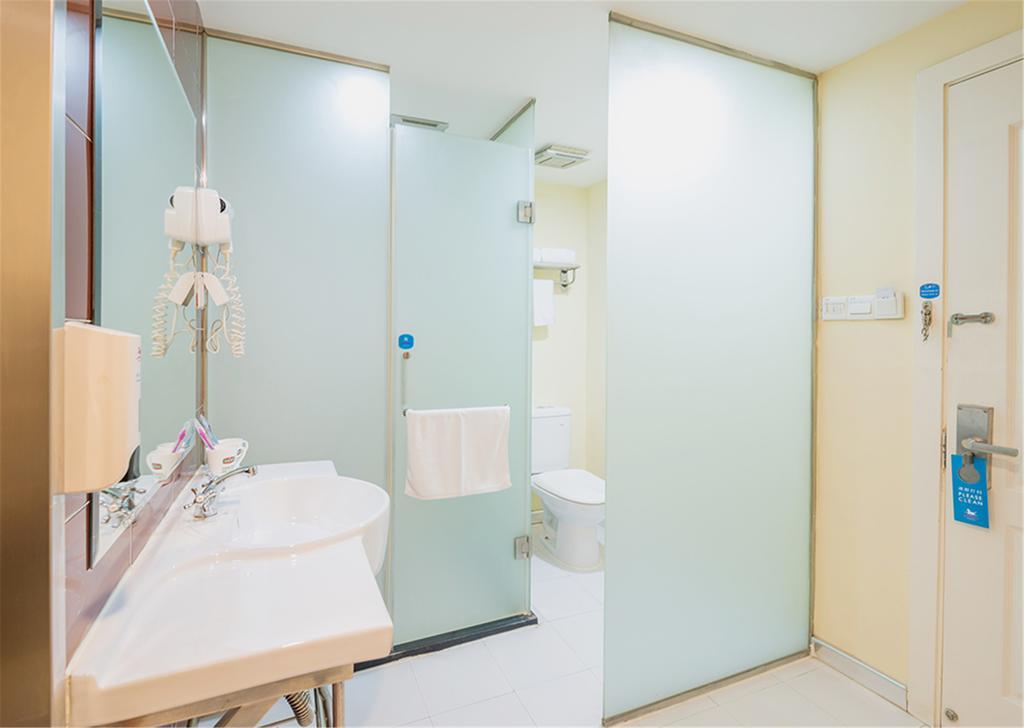 Hanting Express Shanghai Pudong Airport Экстерьер фото
