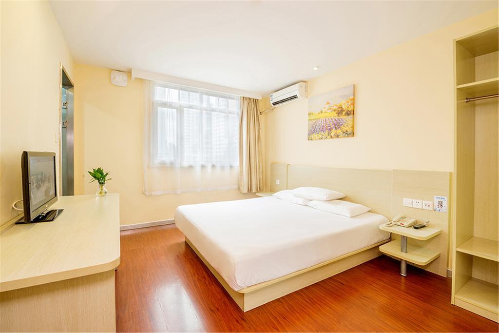 Hanting Express Shanghai Pudong Airport Экстерьер фото
