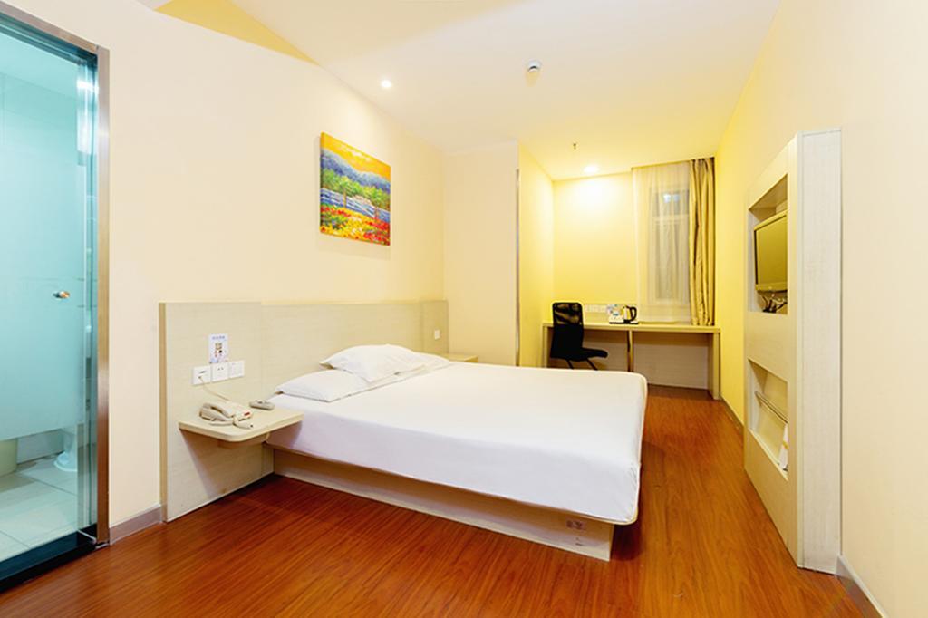Hanting Express Shanghai Pudong Airport Экстерьер фото