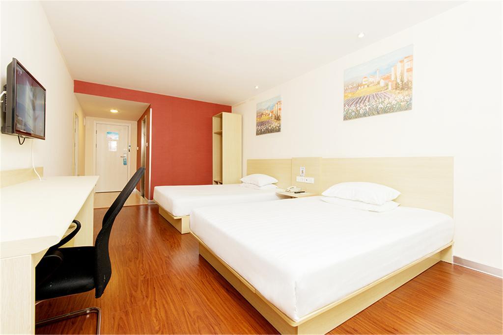 Hanting Express Shanghai Pudong Airport Экстерьер фото