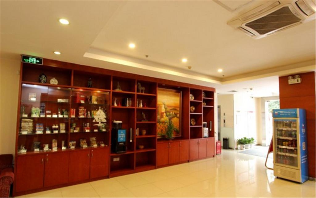 Hanting Express Shanghai Pudong Airport Экстерьер фото