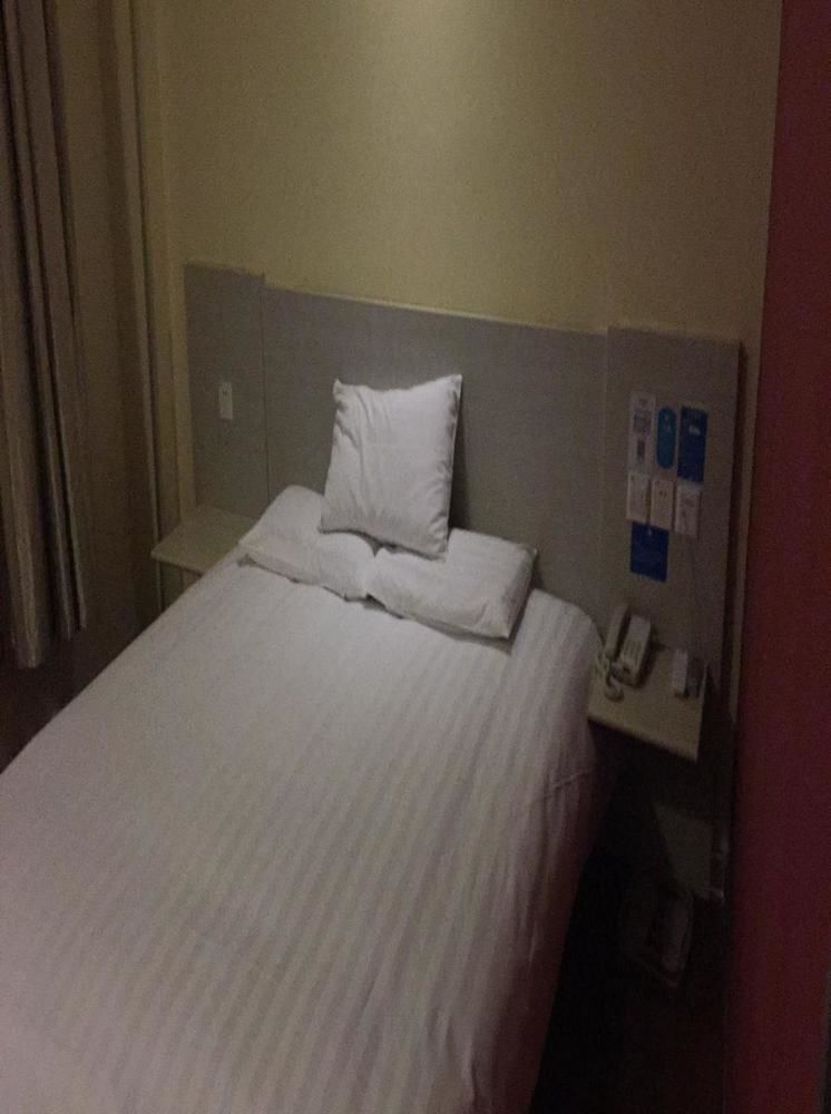 Hanting Express Shanghai Pudong Airport Экстерьер фото