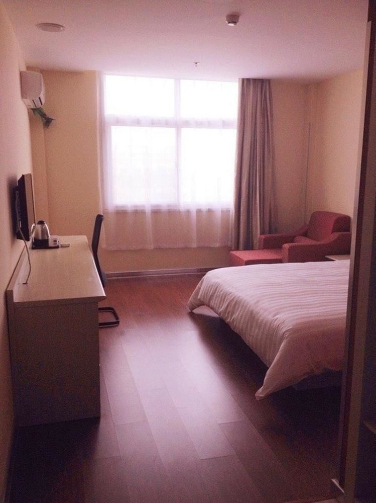 Hanting Express Shanghai Pudong Airport Экстерьер фото
