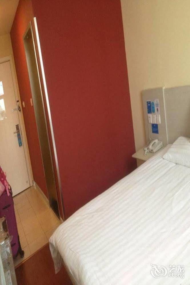 Hanting Express Shanghai Pudong Airport Экстерьер фото